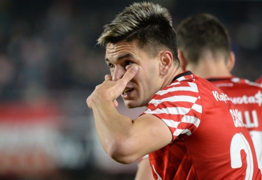 Sonríe y respira Zielinski: Un futbolista había confirmado que se iba del club pero seguirá jugando en el Pincha