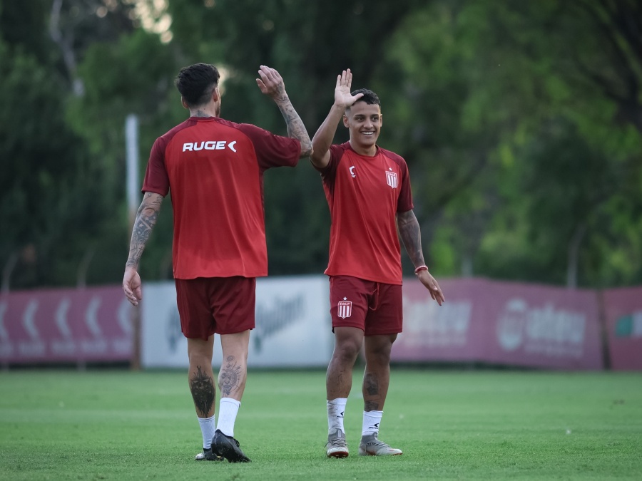 ¿Quiénes son los cuatro futbolistas que pierde Domínguez para recibir a Banfield?