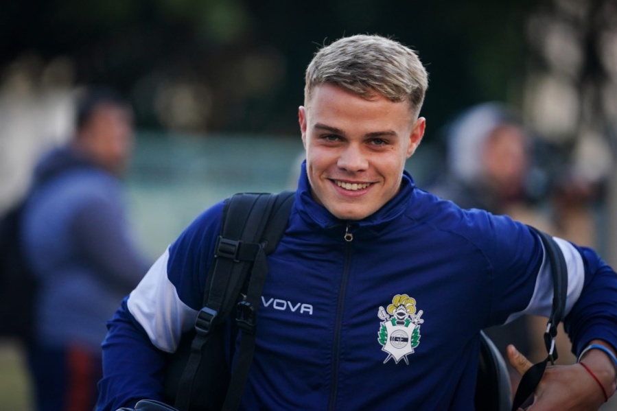 ¿De dónde vinieron a buscar a Miramón y cuánto le ofrecieron a Gimnasia?