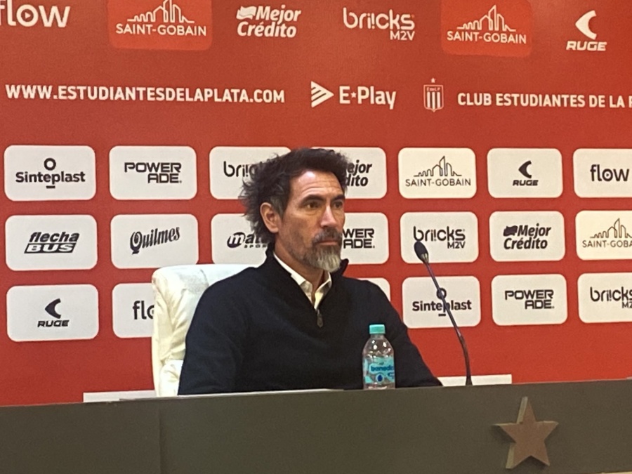 Domínguez se fue preocupado tras la victoria con Aldosivi y llenó de elogios a Muslera y Medina