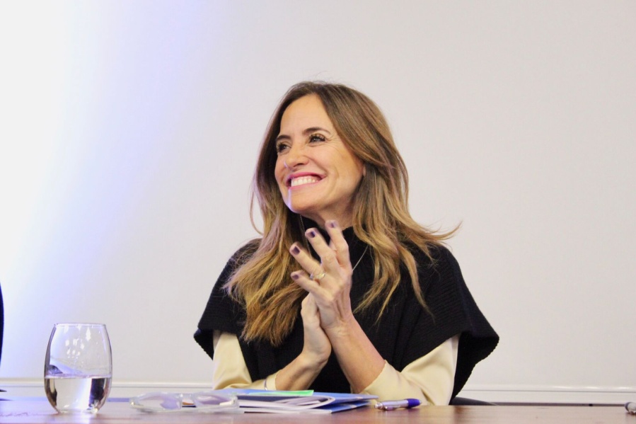 Tolosa Paz en La Plata: ”Nosotros decimos que la unidad viene después de las PASO pero que son inevitables”