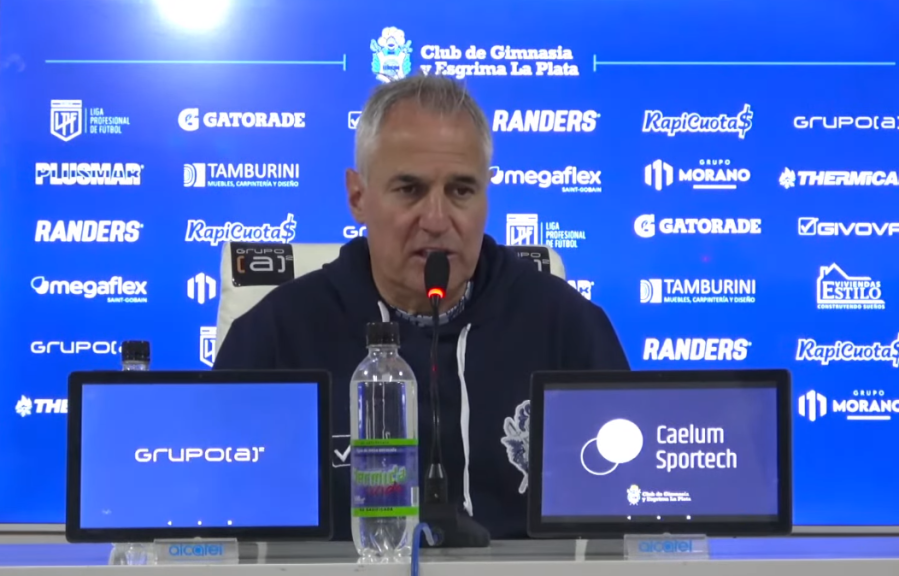 Madelón golpeado tras la derrota: ”Tuvimos puntos bajos que me llamó la atención en algunos jugadores”