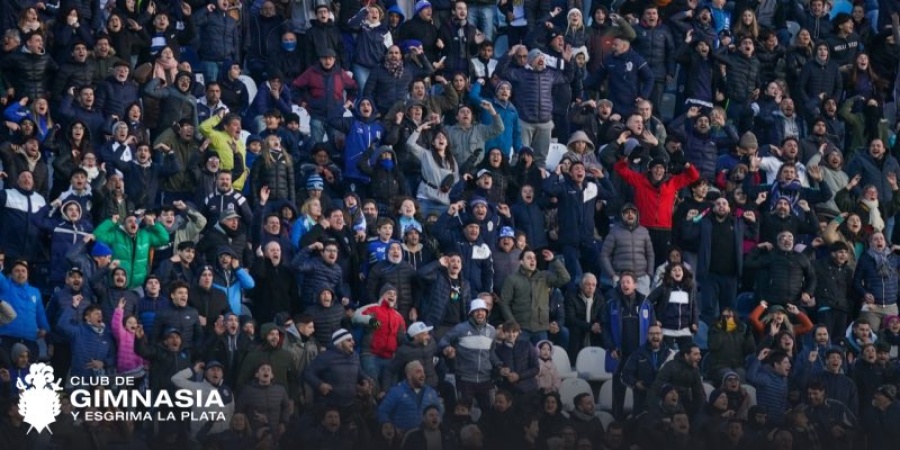 Clima caldeado en Gimnasia: despidió al equipo entre silbidos