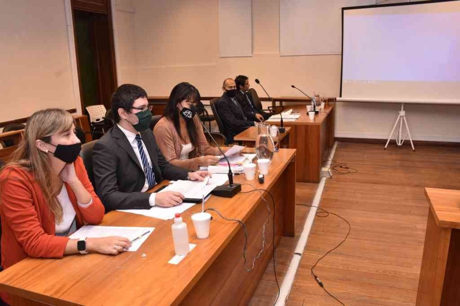 Un abuelo abusaba de sus nietas y les leía el Kamasutra en Santa Fe