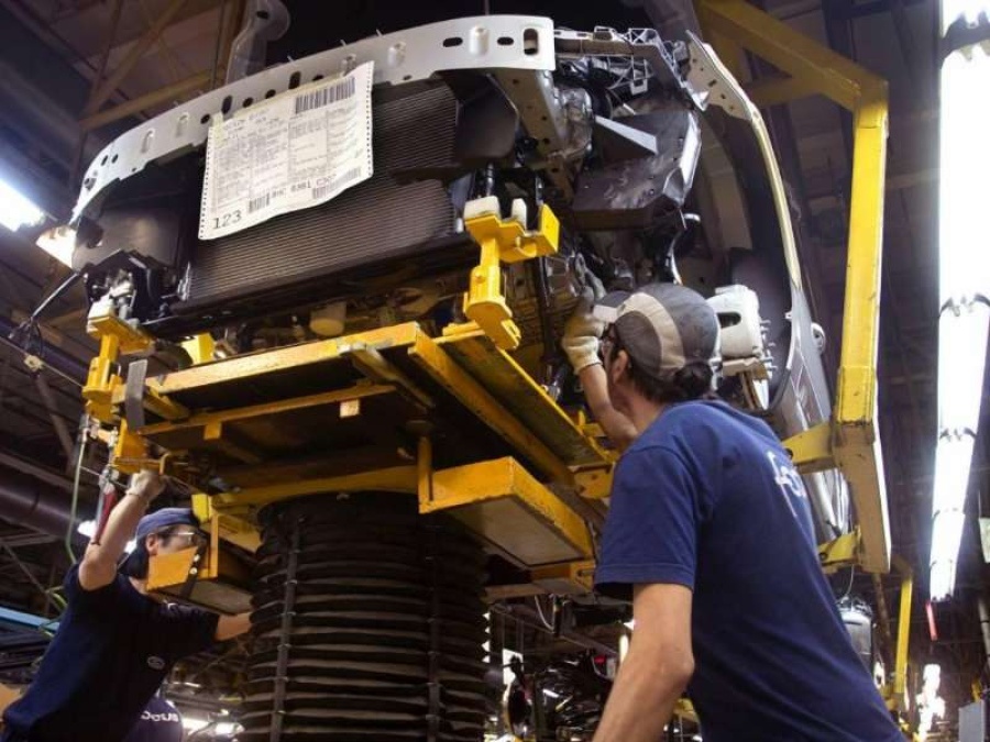 La industria se desplomó un 8.1% en junio