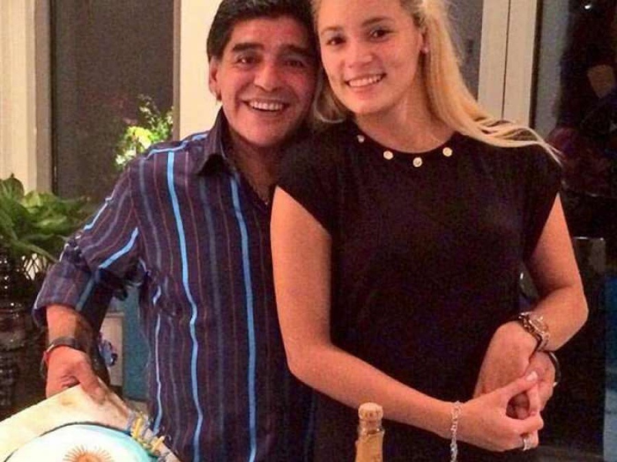 Le preguntaron a Rocío Oliva cómo hace para entenderle a Maradona 