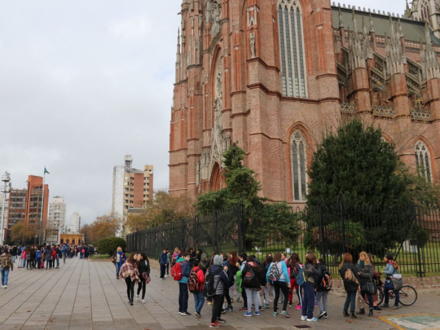 Un fiscal cambió el protocolo ante amenazas de bomba y no habrá evacuados