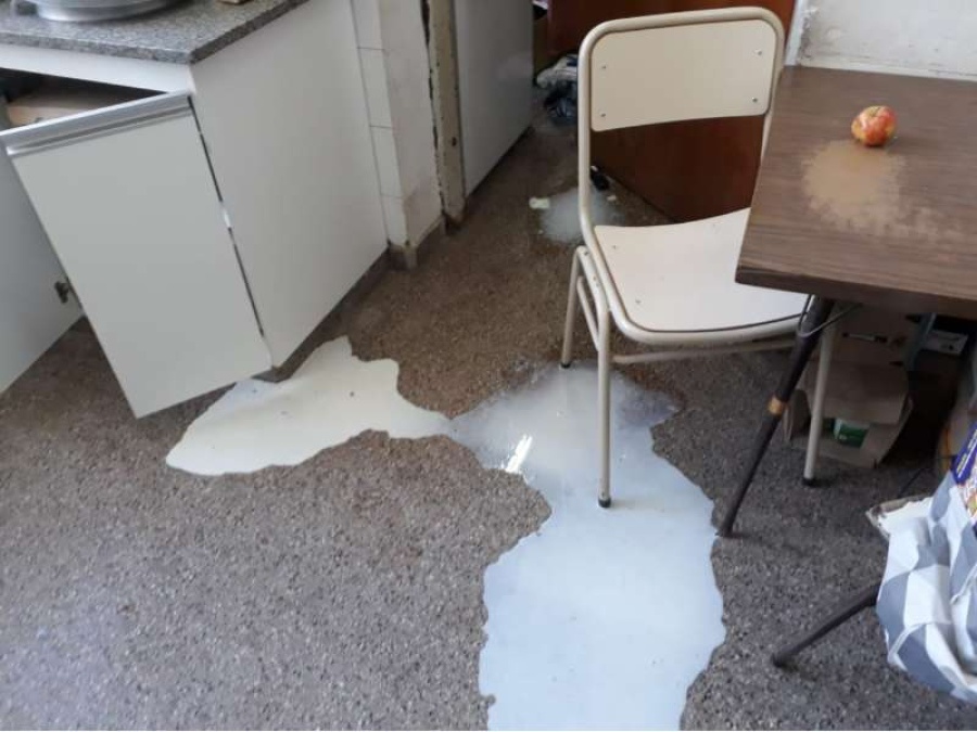 Destrozaron la Escuela 39 de Melchor Romero y los padres amenazan con tomar el edificio