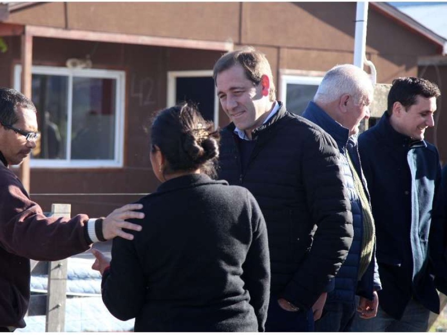 Garro nuevas viviendas a familias que vivían a la vera del Arroyo El Gato