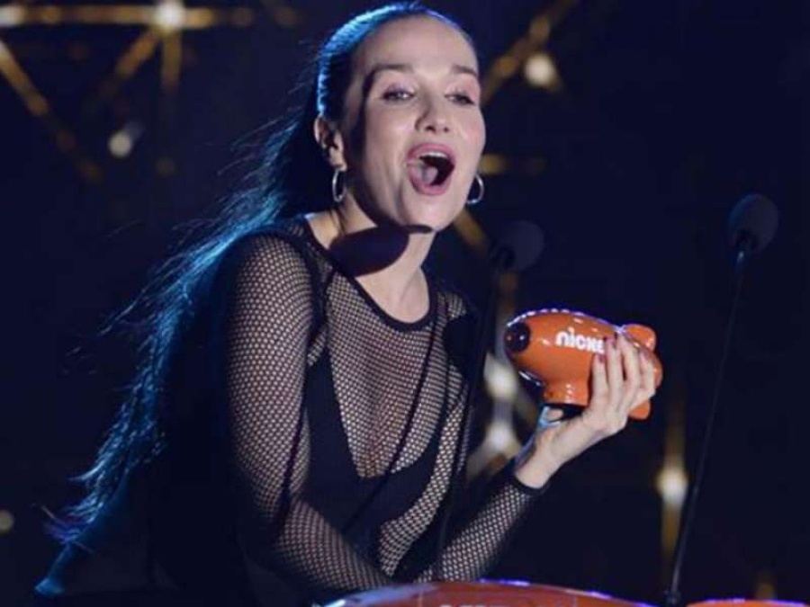 La terrible caída de Natalia Oreiro en el escenario 