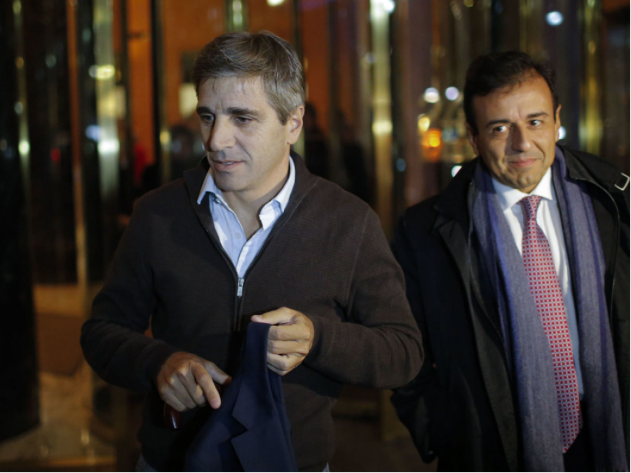 Por el rumor del default, el gobierno prepara batería de medidas ”anti-pánico”