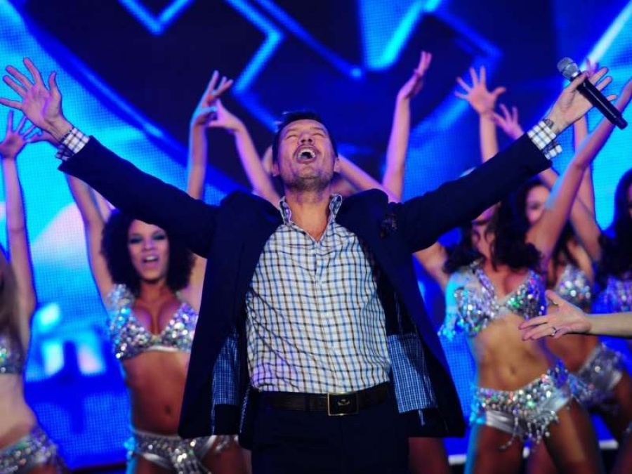 Tinelli ya eligió qué cantante grabará la cortina de cierre del Bailando 