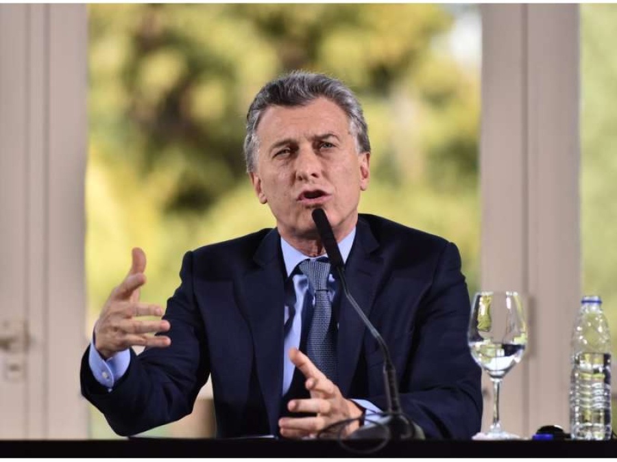 Mauricio Macri elimina 13 ministerios y desplazan a Lopetegui y Quintana