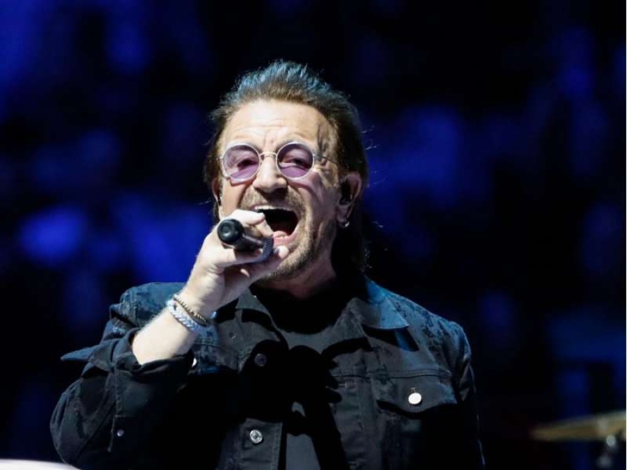 El cantante de U2 se quedó sin voz en pleno show