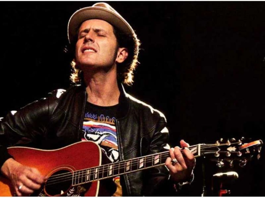 Coti presentó nuevo video, grabado en el Colón