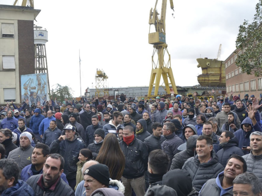 Hubo un principio de acuerdo y se levantó la ”toma” en el Astillero Río Santiago