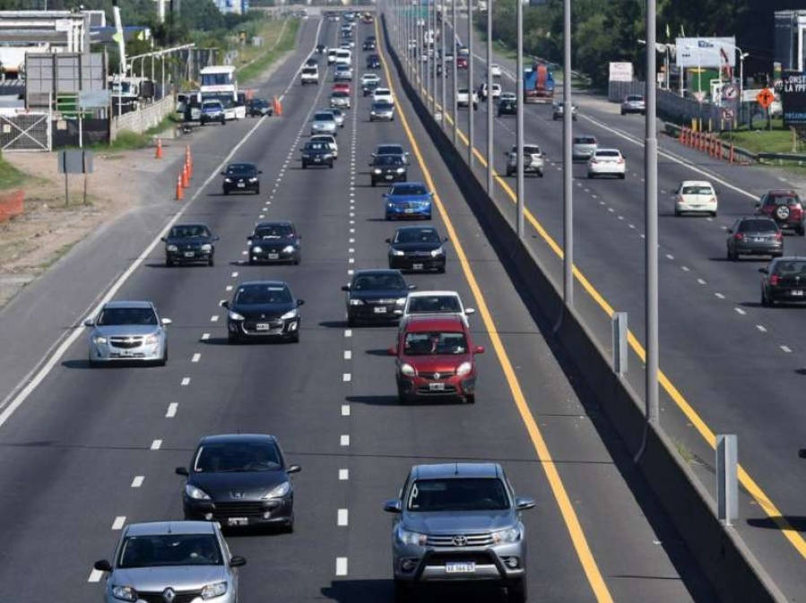 Viajar desde La Plata a Capital Federal podría costar hasta $2600 por mes