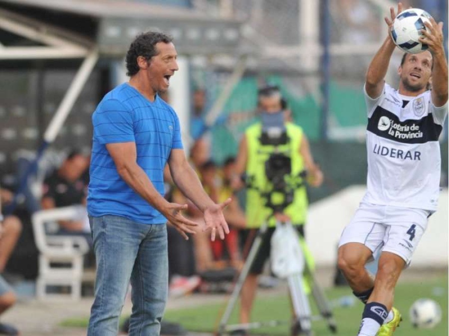 Troglio ya tiene todo definido para jugar ante Rosario Central