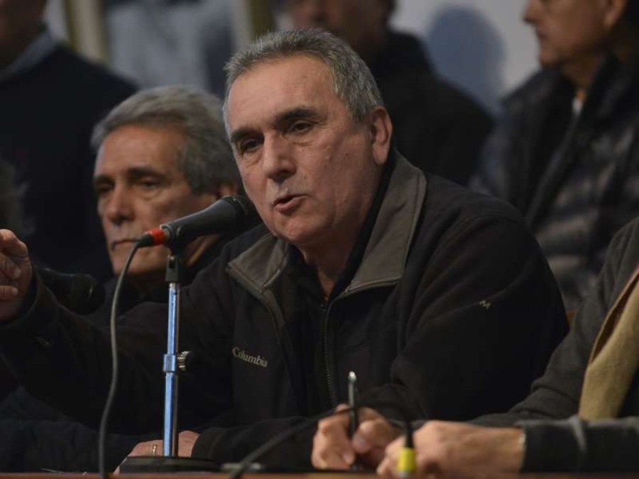 Schmid: ”Pasaron tres años y la cosa no camina”