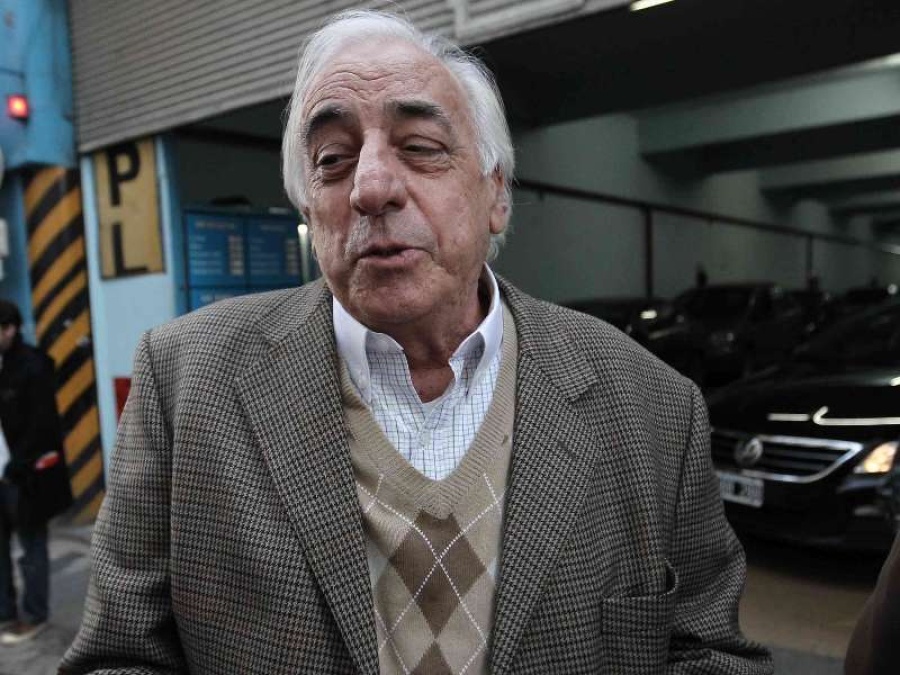 El gremialista del Transporte advirtió: ”Puede haber problemas”