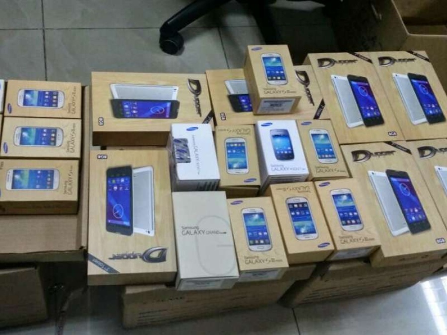 Se podrán ingresar al país celulares, laptops y tablets sin pagar impuestos en la Aduana