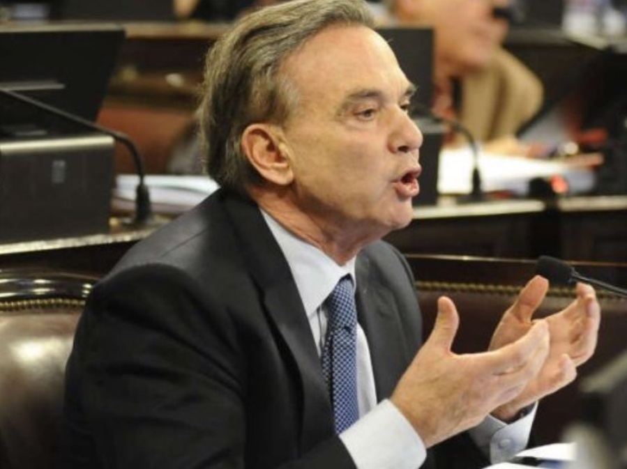 Pichetto se pregunta si el Gobierno quiere ser opción electoral en 2019