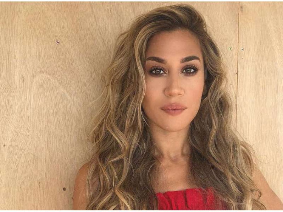 Así de sexy fue Jimena Barón al estreno de la película de Rodrigo