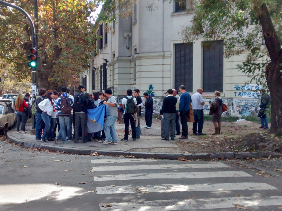 Por una posible reforma, protestarán frente al Albert Thomas de La Plata