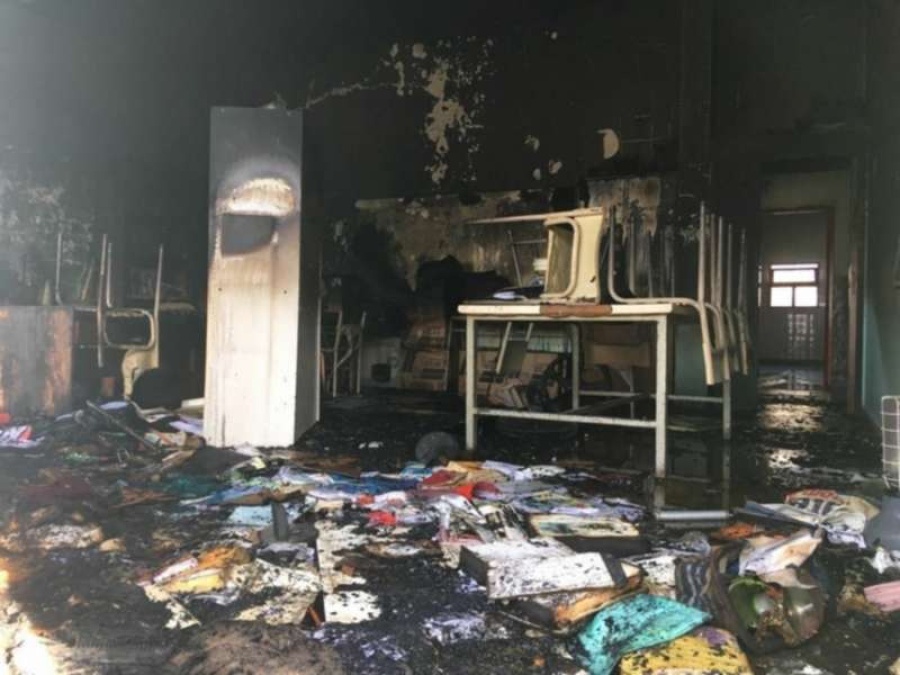 Reconstruyeron la escuela que había sido incendiada en Villa Elisa