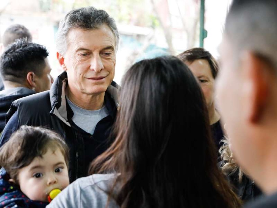 El sorprendente ”aguante” de la sociedad ante el ”doble cero” de Macri
