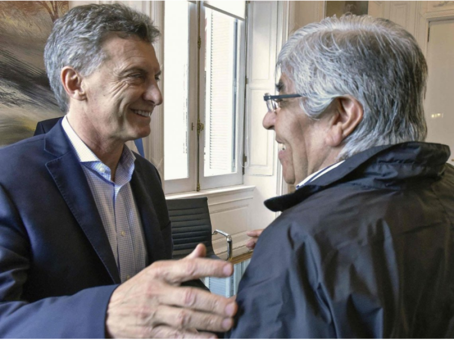 Sin mencionarlo, Macri le respondió a los Moyano