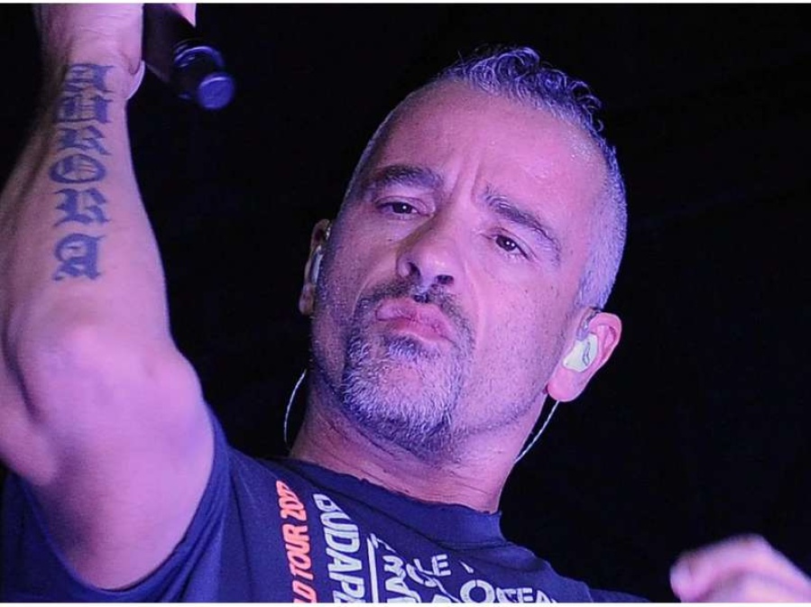 Escuchá ”Hay vida”, lo nuevo de Eros Ramazzotti 