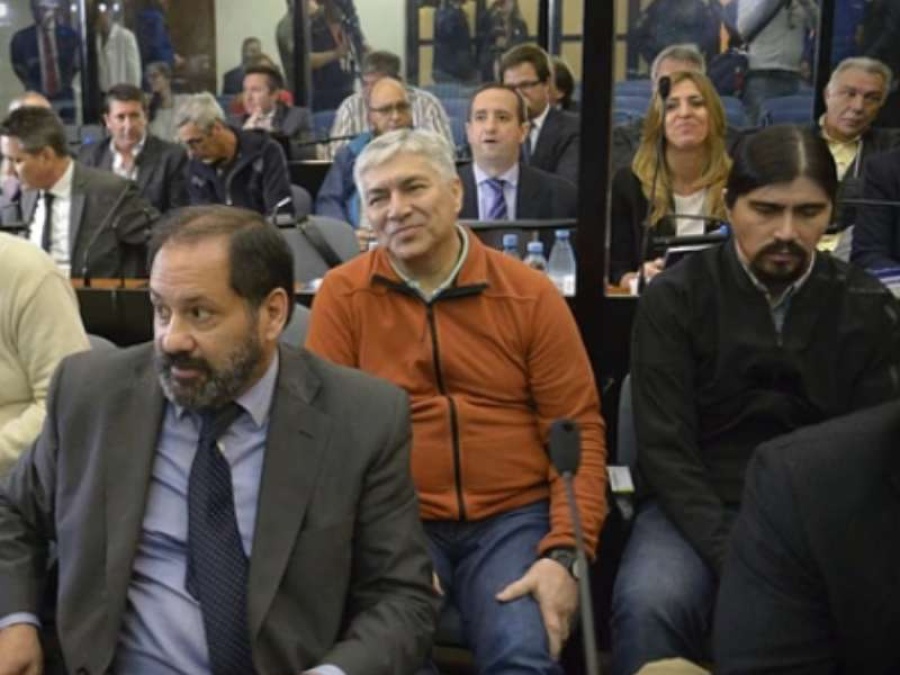 Comenzó el juicio a Lázaro Báez y otros 24 acusados por la ruta del dinero K