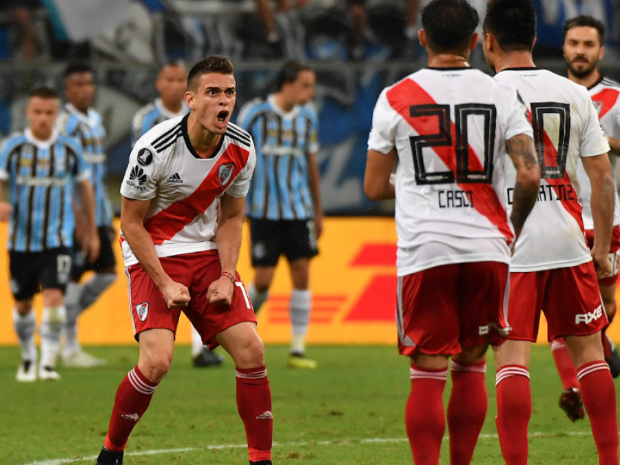 Gallardo violó la sanción de CONMEBOL y estuvo en el vestuario