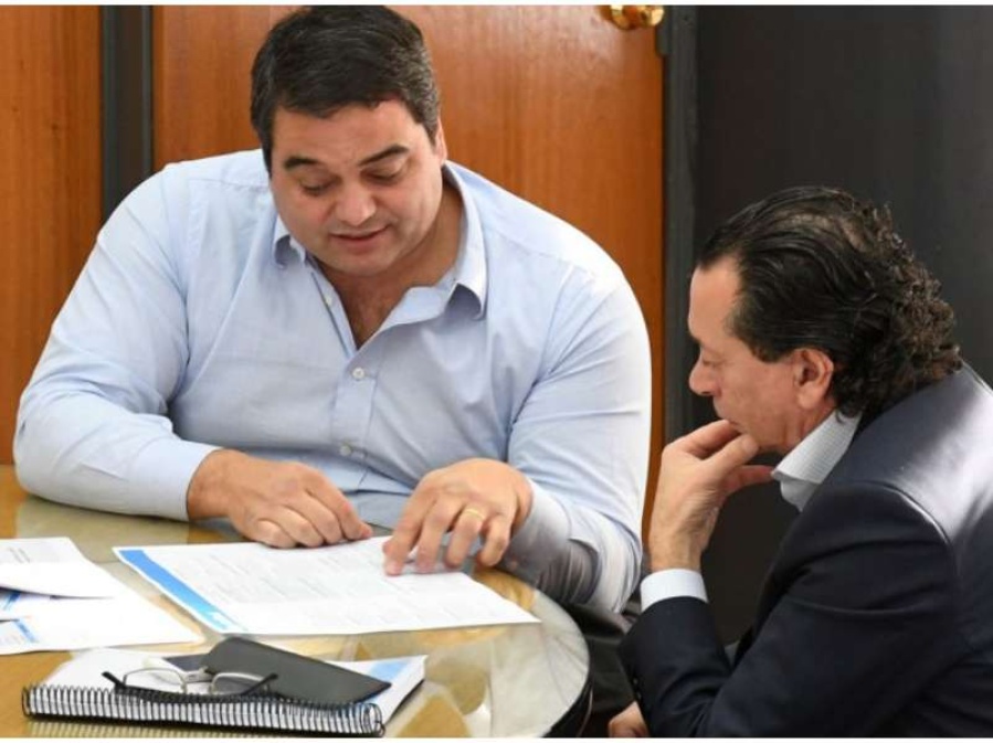 Se acordó con empresarios y sindicatos el pago de un bono de fin de año