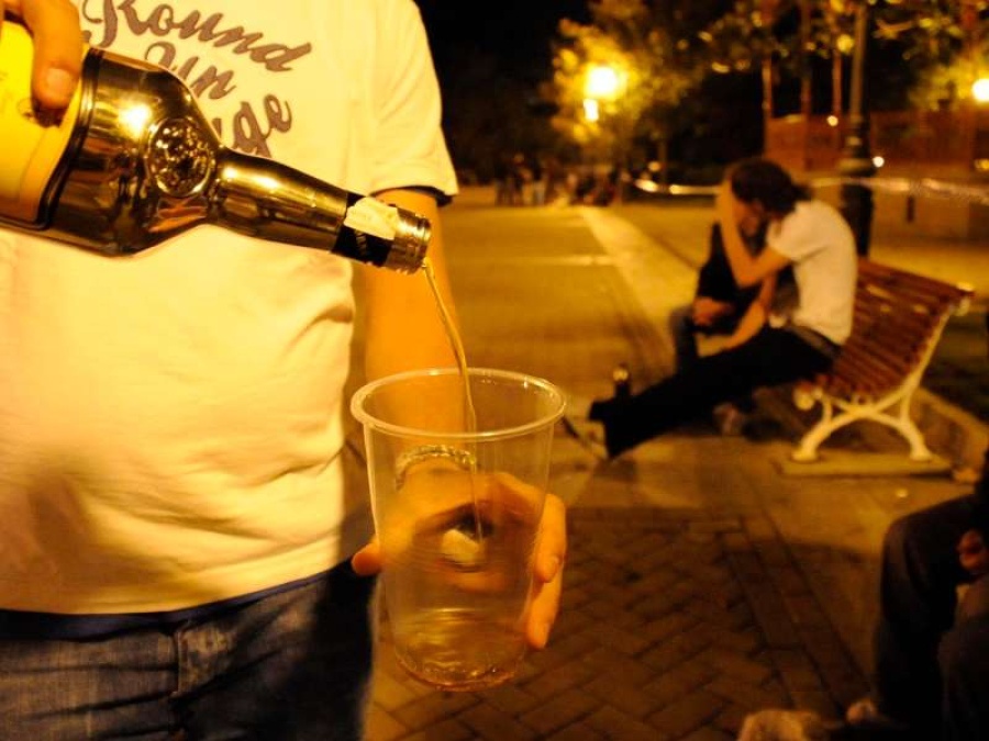 Extenderían hasta las 23 horas la venta de alcohol durante el verano