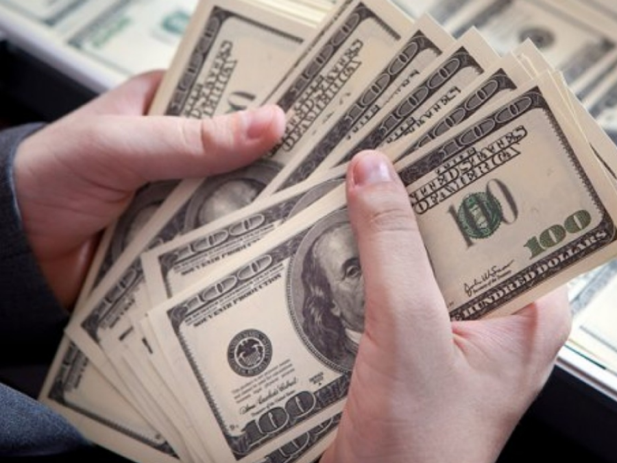 El dólar se hundió 72 centavos ayudado por el G20