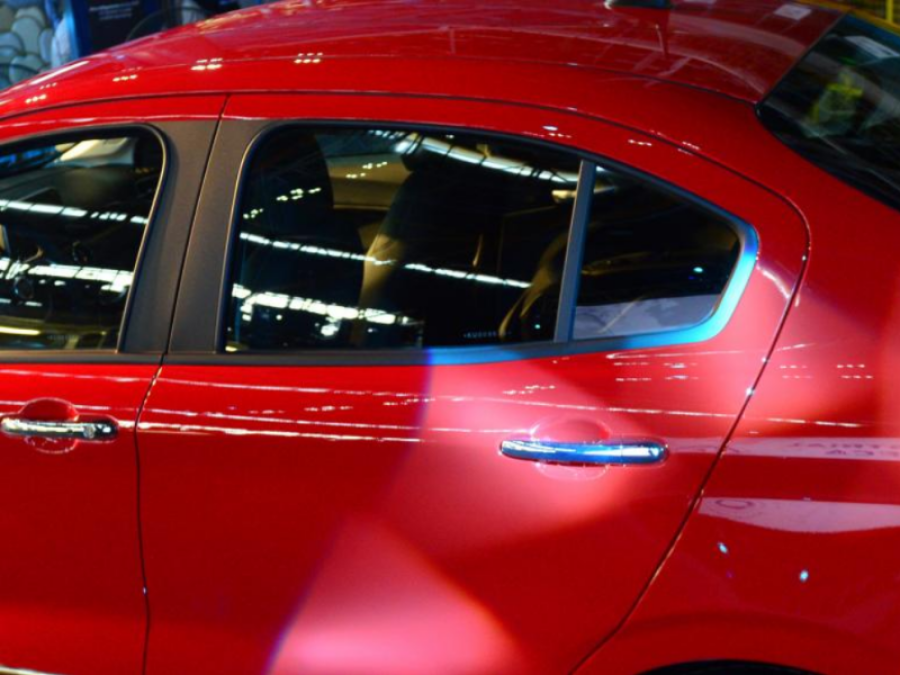 Indignante: Dejó a su bebe encerrado en el auto para ir a la peluquería