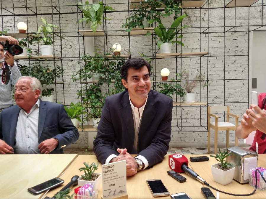 Urtubey en La Plata: ”Hay una vida aparte de Cristina y de Macri”