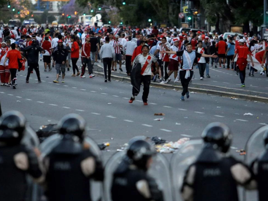 La ley ”antibarras” se debatiría recién en el 2019