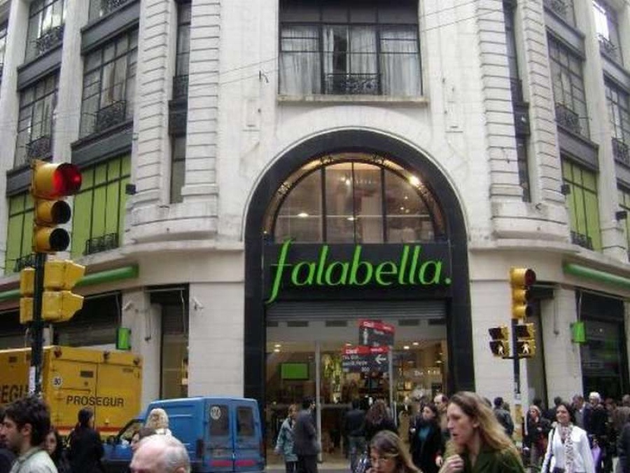 Cerró histórico local de Falabella en la peatonal Florida