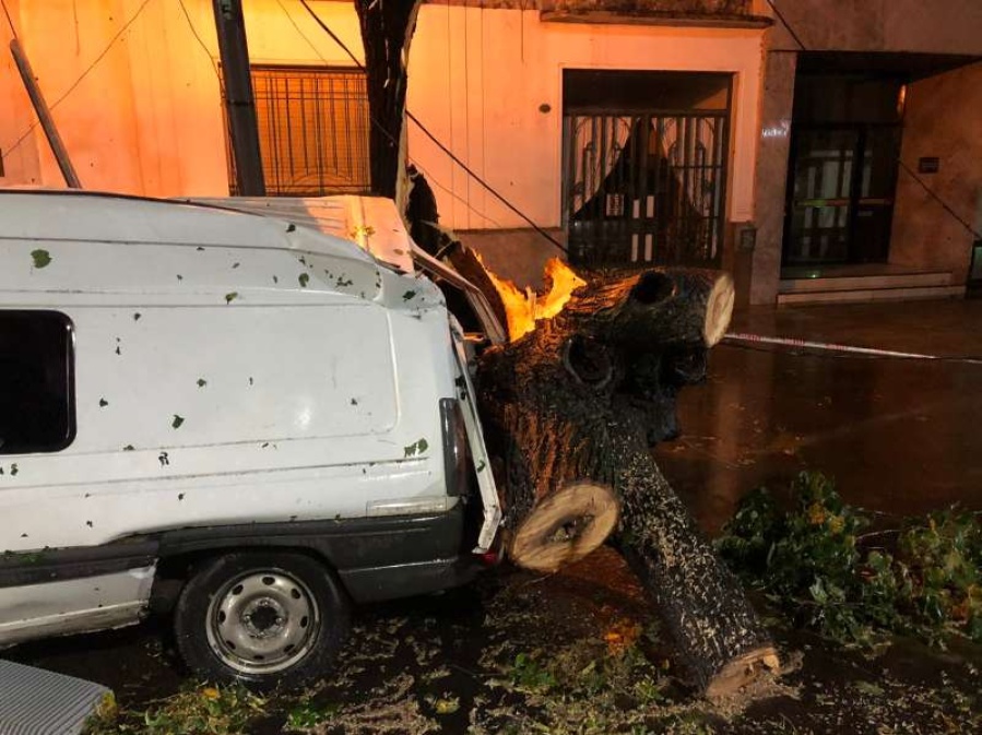 Las fotos y videos más impactantes del tormenta en La Plata