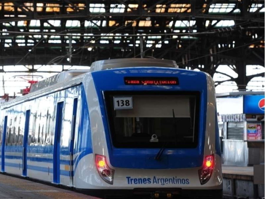 Piden un préstamo a un banco chino que financiará la compra de vagones para el Roca