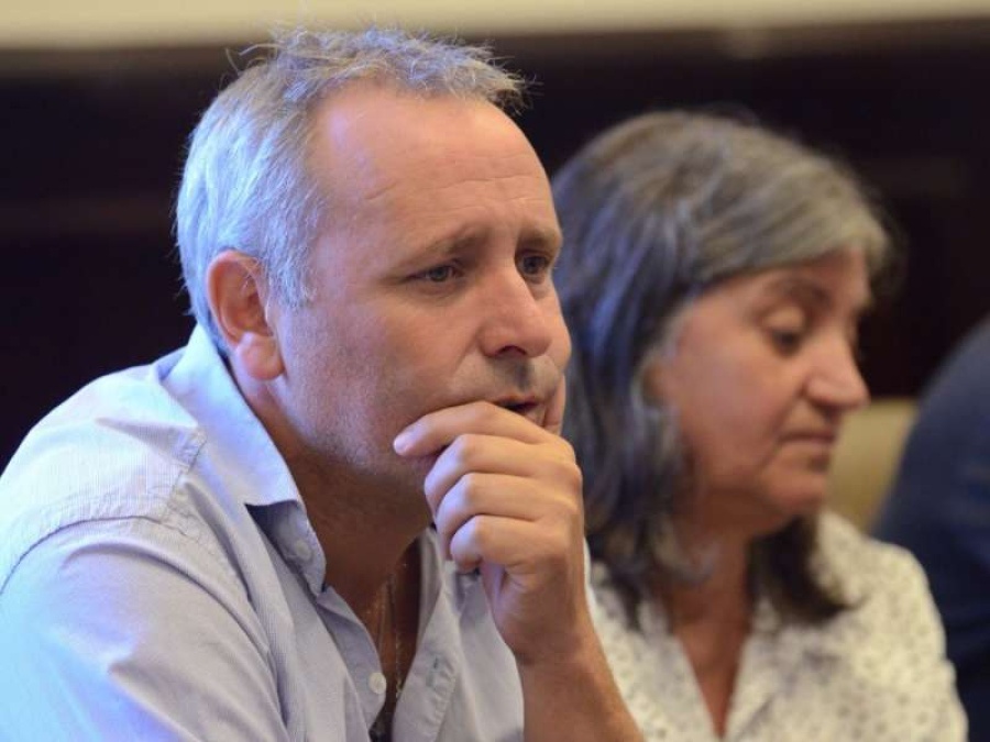 ”En los clubes de barrio platenses los pibes no se pueden bañar con agua caliente”