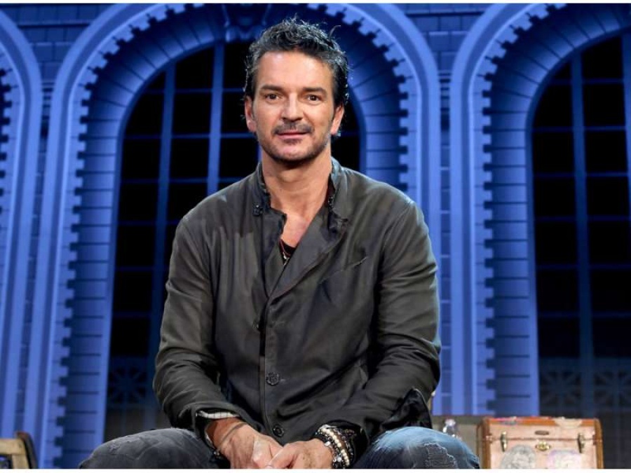 Ricardo Arjona fue docente. ¡Mirá las fotos!