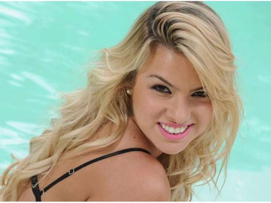 Ailén Bechara mostró una foto... ¡en el baño!