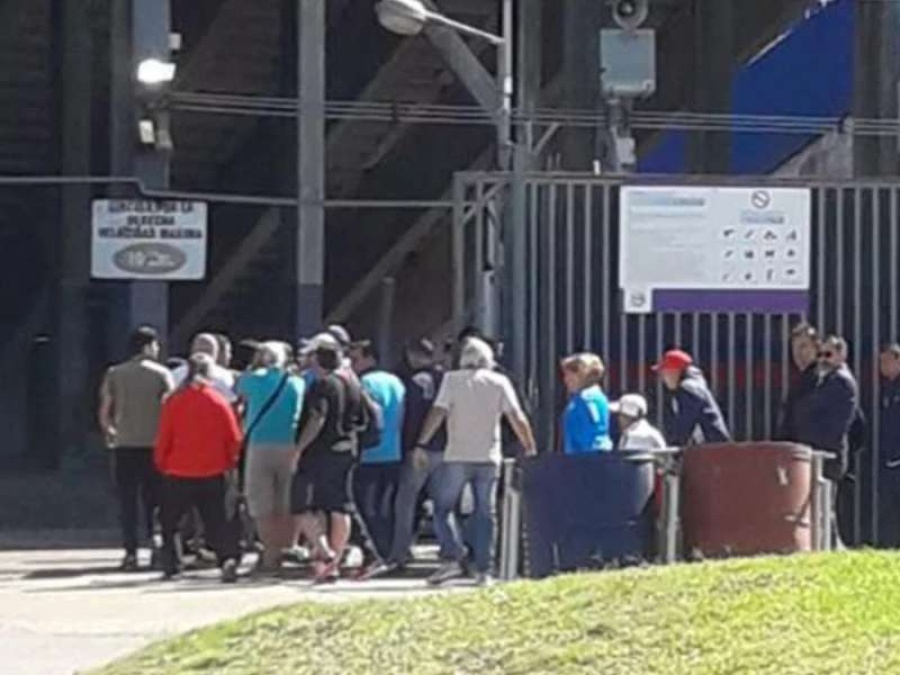 La barra de San Lorenzo le metió presión a los jugadores tras la derrota con Boca