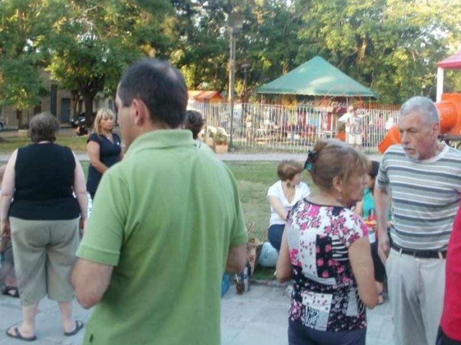 Por las entraderas y robos a alumnos, vecinos de reunirán en Tolosa