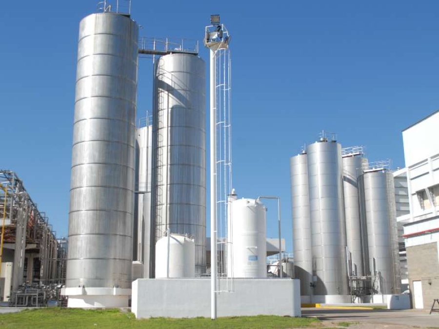 Otra empresa láctea paralizó su producción y despidió a 14 trabajadores