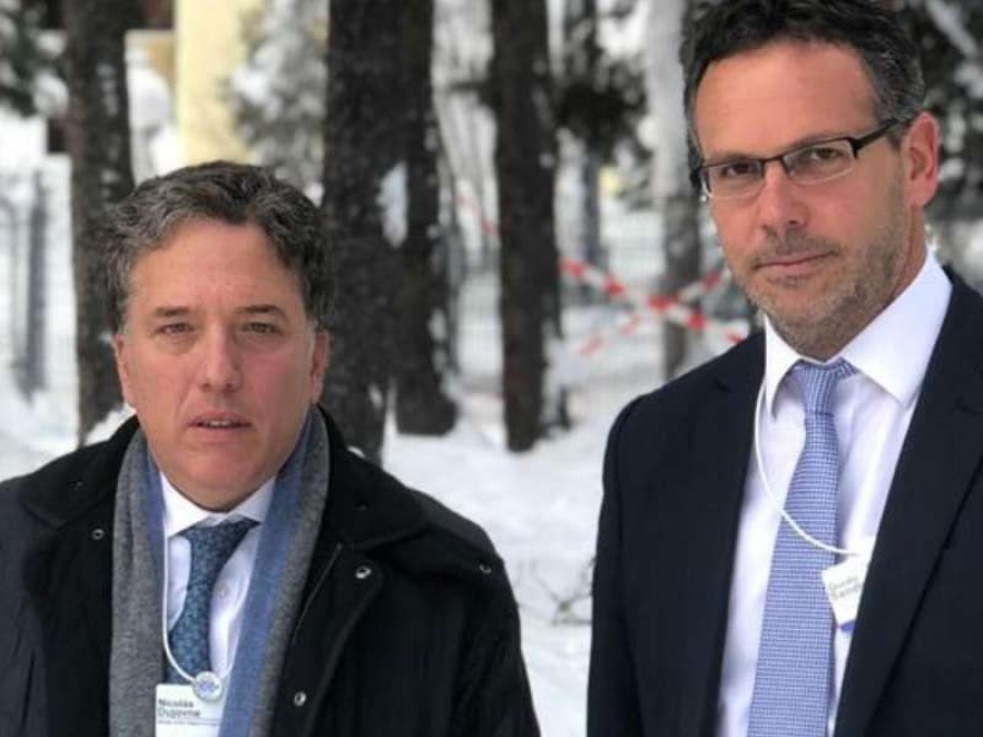 Plan Papá Noel y ”tasón”: la jugada de Dujovne-Sandleris para sobrevivir